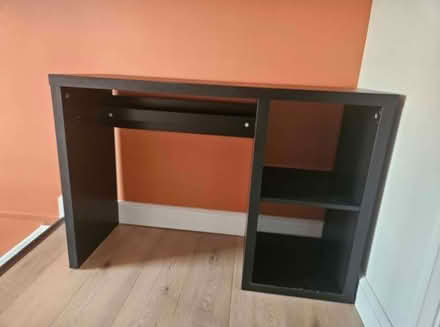 Photo of free 3x office desks (Putney SW15) #3