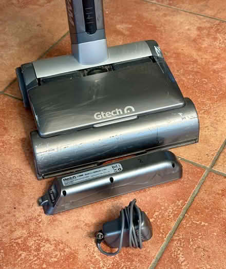 Photo of free Gtech AirRAM Cordless Vacuum Cleaner Mk1 (Rode Manor BA11) #3