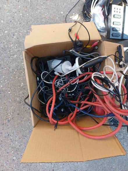 Photo of free Electrical cables and connectors (Chellaston, Derby DE73) #1
