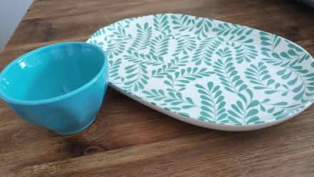 Photo of free Platter and bowl (Old Woking GU22) #1