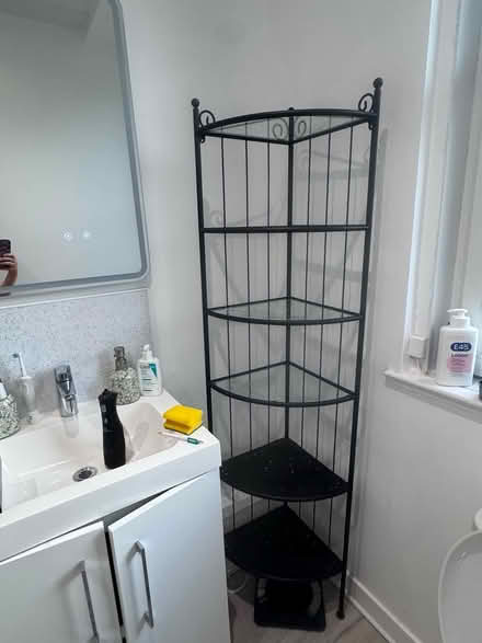 Photo of free Corner shelf (Spottiswoode EH9) #2