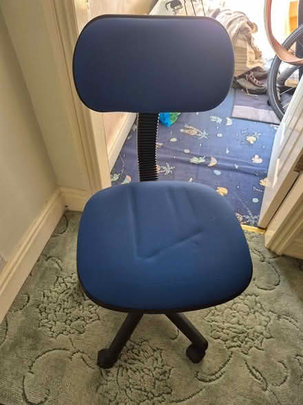 Photo of free Chair (Appleton) #1