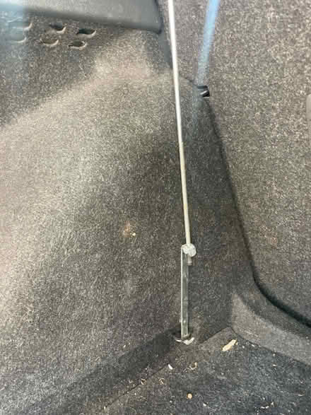 Photo of free Skoda Octavia dog guard (s Ealing W5) #3
