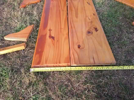 Photo of free Shelves with brackets (Helton CA10) #2