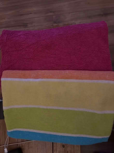 Photo of free Bath towels (Stonebridge NW10) #1
