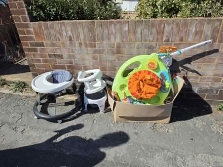 Photo of free Baby bits (Echo Square DA12) #1