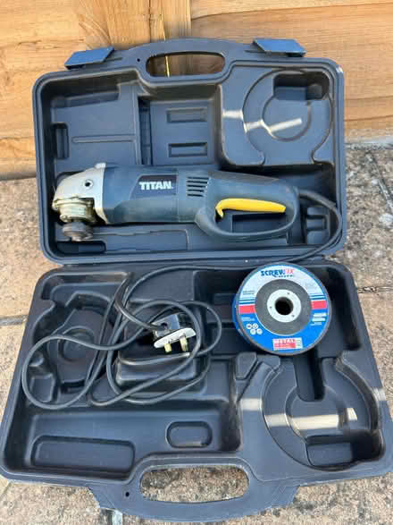 Photo of free Electric Angle Grinders (Woodside CR0) #2