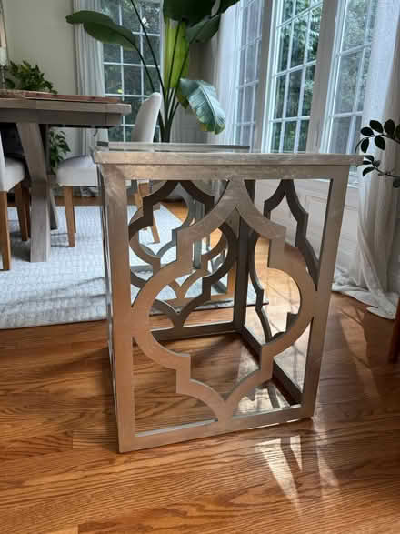 Photo of free set of 2 end tables (West Chester / West Goshen) #3