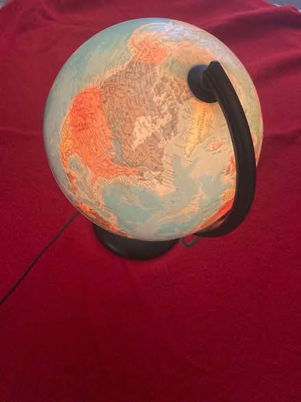 Photo of free Light up globe (Willingdon BN22) #1