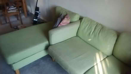 Photo of free Sofa and chaise long. Solid and in good functioning order (Berkhamsted HP4) #3