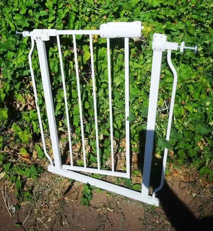 Photo of free Stairgate (Badger's Mount TN14) #1