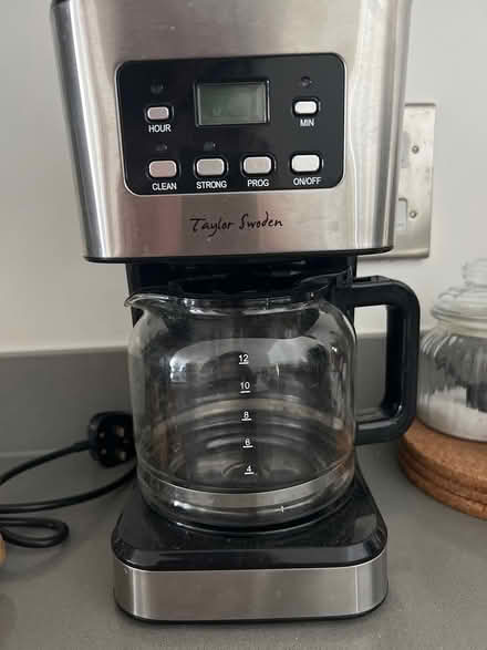 Photo of free Coffee machine (Surrey Quays SE16) #1