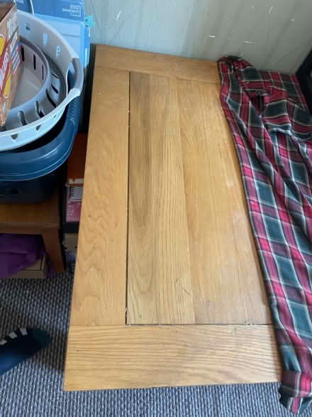 Photo of free Large oak table 6-8 settings (Plymouth PL5) #2