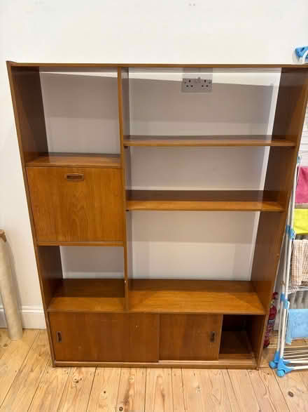Photo of free Shelve unit vintage (Tooting SW17) #1