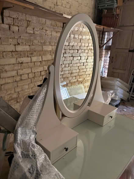 Photo of free Dressing table (Hampstead NW3) #1