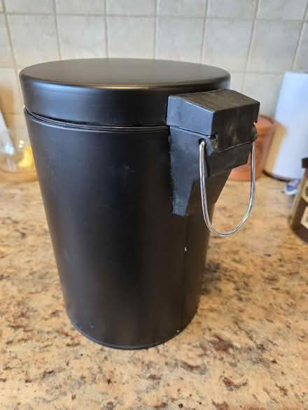 Photo of free Black 5 litre pedal bin (Lydgate OL4) #2