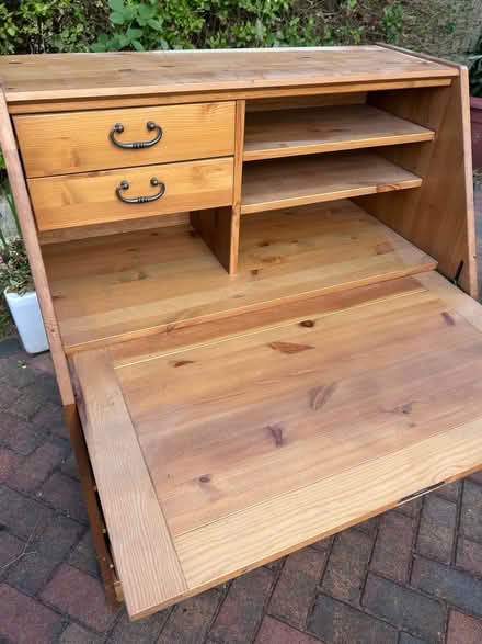Photo of free Pine bureau (Walton ST15) #2