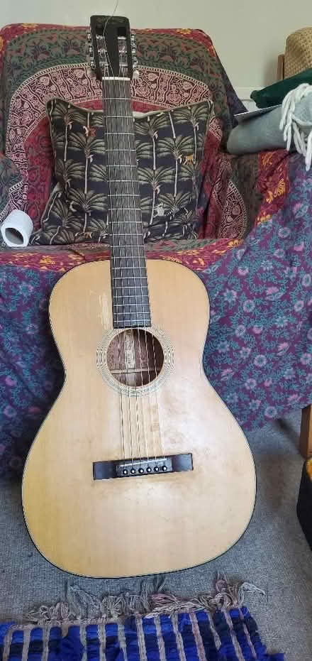 Photo of free 2 guitars and 2 cases (Marsh LA1) #1