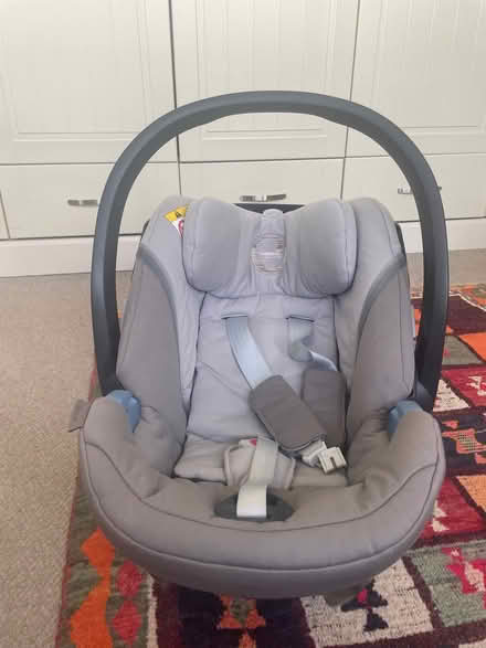 Photo of free Infant car seat (London Rd Station area BN1) #1