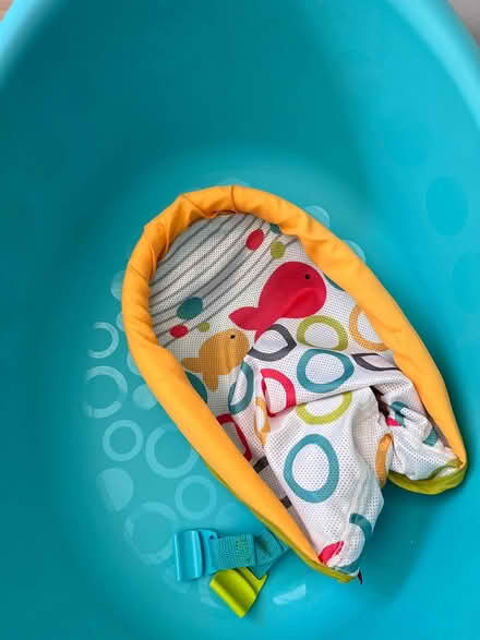 Photo of free Plastic baby bath (CH2 (Newton)) #2