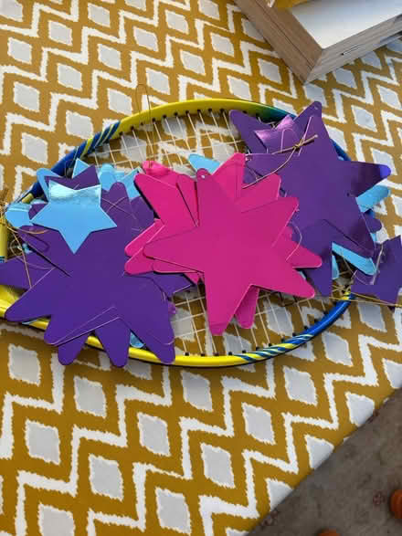 Photo of free 3 star garlands (Rainham ME8 8TB) #2