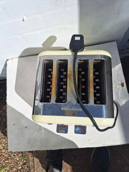 Photo of free Toaster (Basildon) #1