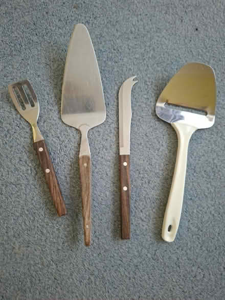 Photo of free Kitchen utensils (Welling DA16) #1