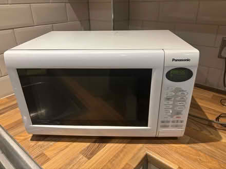 Photo of free Panasonic microwave (Merton SW19) #2