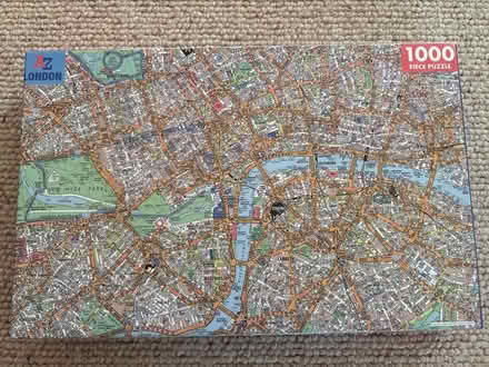 Photo of free 1000 piece jigsaw AZ London (Stretton, Rutland LE15 7) #1