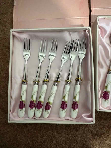 Photo of free Dessert forks and spoons (Bramhall SK7) #2