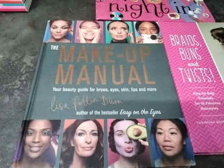 Photo of free Hair & make up books girls spinner book (Delapre NN4) #2