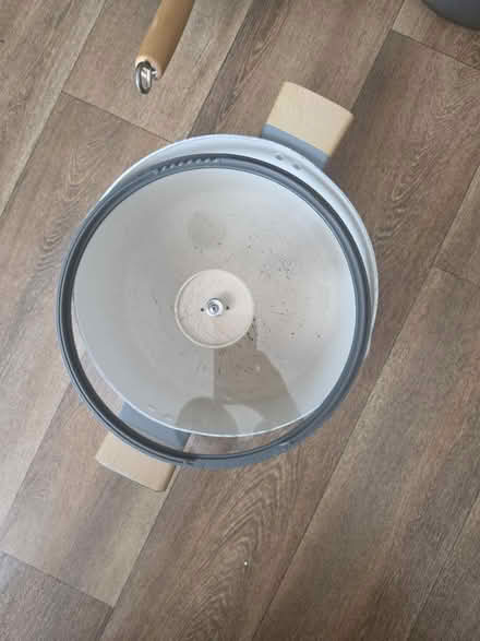 Photo of free 2 pots and a wok (Bootle L20) #2