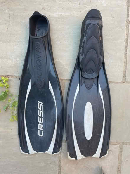 Photo of free diving / snorkeling equipment (Flackwell Heath HP10) #4