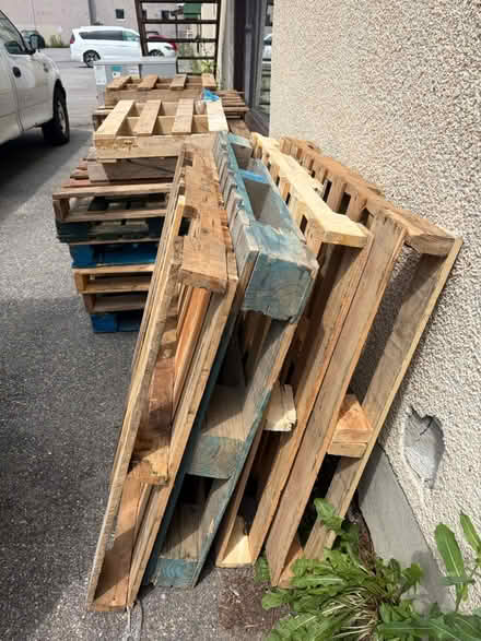 Photo of free Wooden skids (K1Y) #2