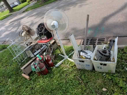 Photo of free attention metal scrappers (Wheaton (near fairgrounds)) #1