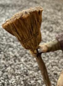 Photo of free La Befana Figure #2