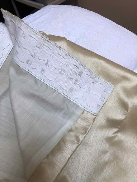 Photo of free Cream/gold ‘silk’ curtain x 1 (Hempstead ME7) #2