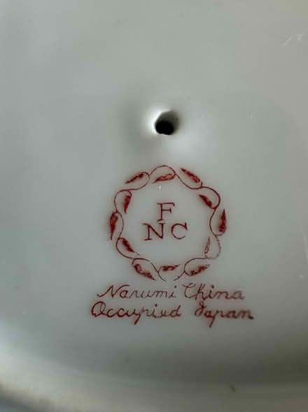 Photo of free China gravy boat (Burlington) #2
