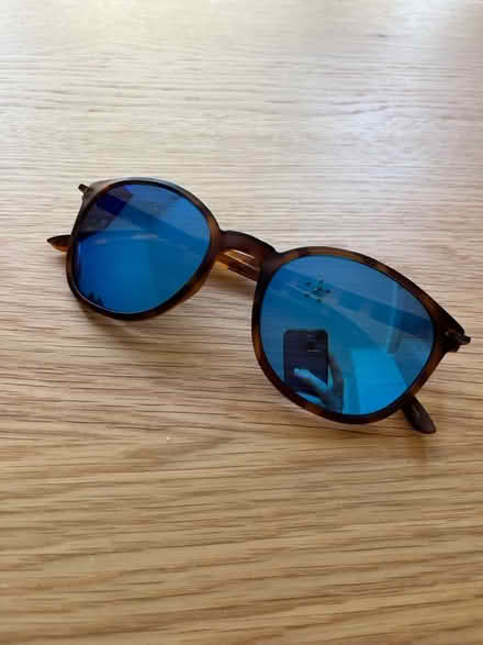 Photo of free Sunglasses (Richmond Hill TW10) #4