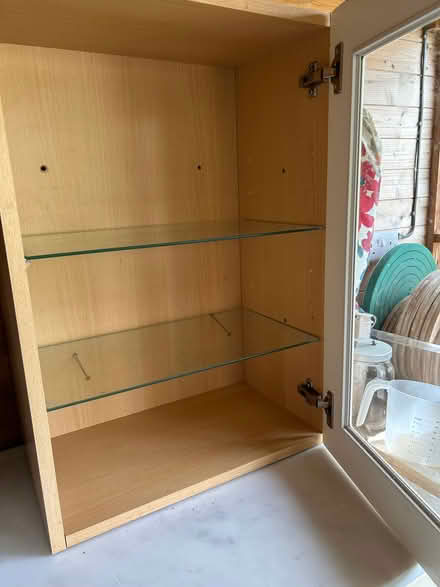 Photo of free Cream glazed wall cupboard (Upper Wolvercote OX2) #2