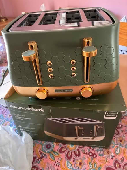 Photo of free Toaster (South Norwood SE25) #2