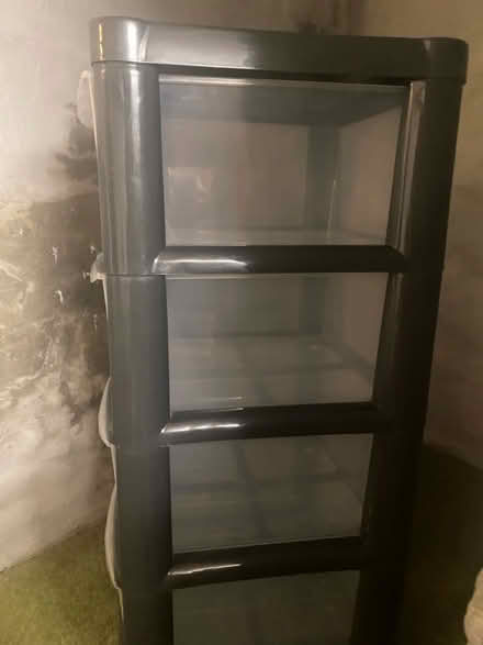 Photo of free Storage unit (Reigate) #1