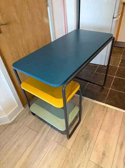 Photo of free Computer Desk/Table modern (E5) #4