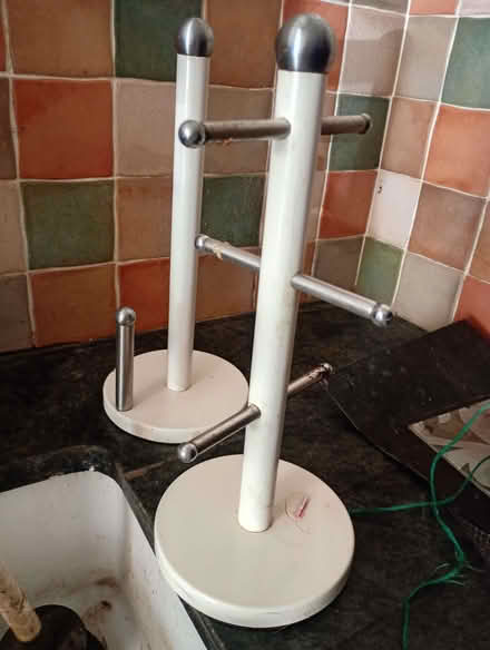 Photo of free Cream mug tree and kitchen roll holder (Rewe EX5) #1