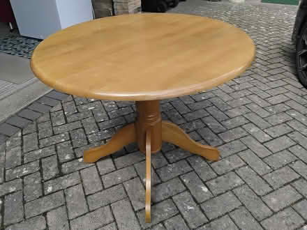 Photo of free Round dining table (Deer park, Witney OX28) #2