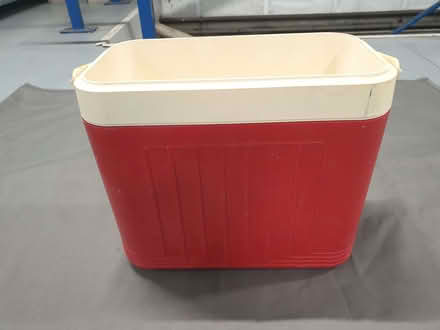 Photo of free cool box (no lid) (Norton Canes WS11) #1