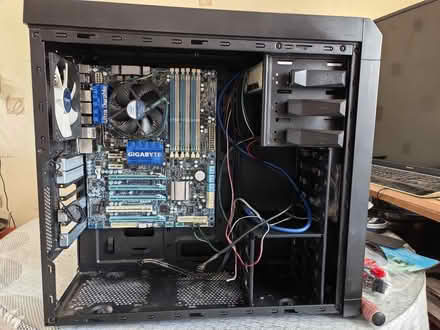 Photo of free PC case with Gigabite GA-X58A-UD3R motherboard (Trimley St Martin IP11) #1