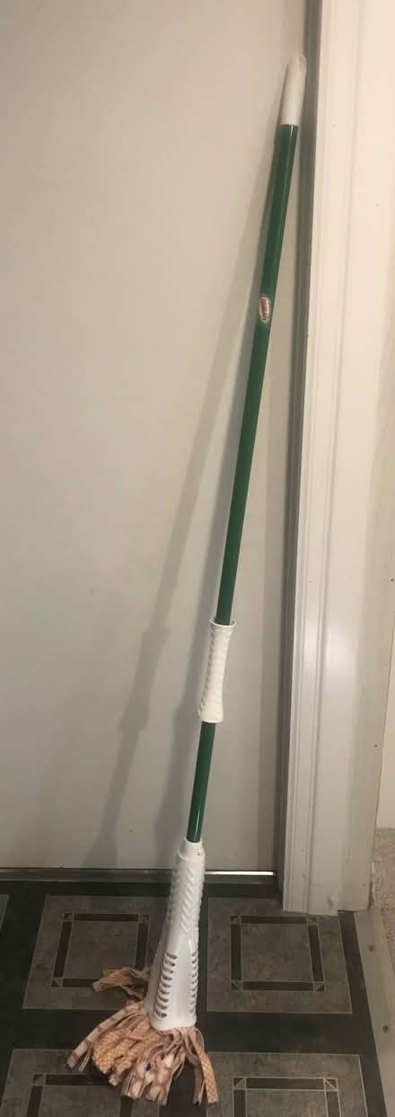 Photo of free Libman floor mop (Speedvale & Delhi) #1