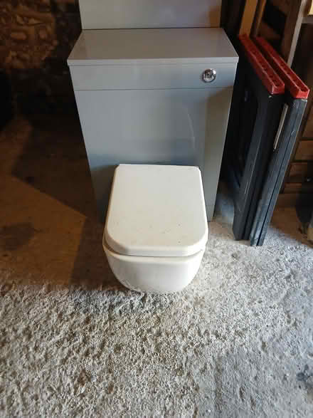 Photo of free Bathroom fittings (Cornwall) #3