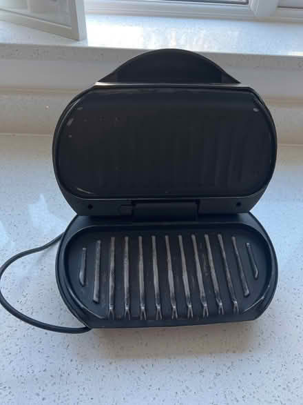 Photo of free Working George Forman grill (Willen Park MK15) #2
